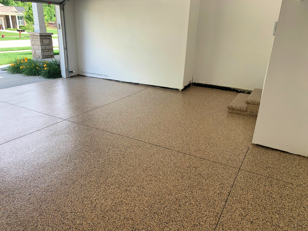 Spa surround — Metro Vancouver concrete pool deck project